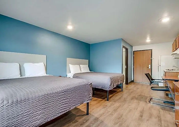 Extended America Select - Charleston - - I-526 North Charleston