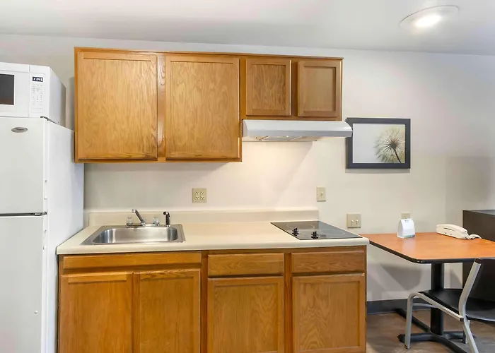 Extended America Select - Charleston - - I-526 Hotel
